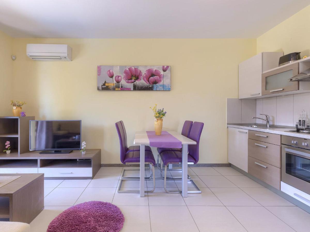Holiday home Linden Tree By Interhome *