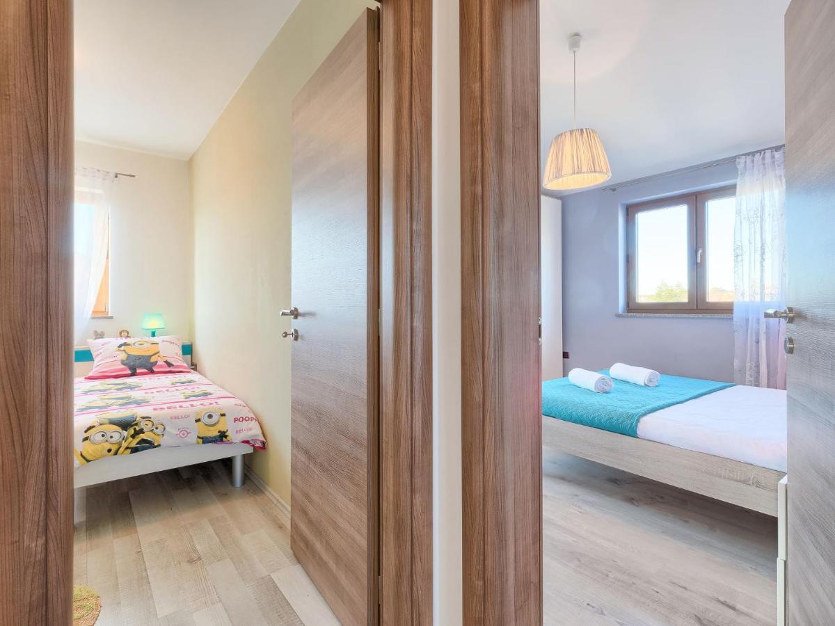 Linden Tree By Interhome